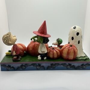 Jim Shore‎ - Peanuts "Each Year The Great Pumpkin Rises" Halloween Snoopy